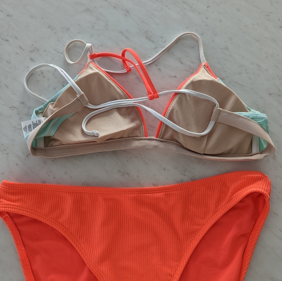 FINAL SALE 🌿MALIBU BIKINI🌿 - Picture 5 of 7